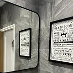 The Crown View - Wake Up Apartments Харрогейт