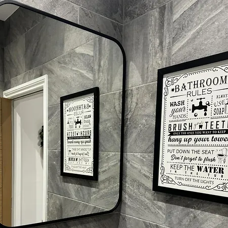 The Crown View - Luxury - Free Parking Nearby הרוגייט