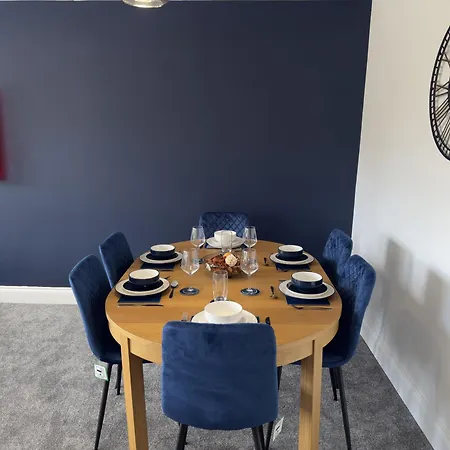 아파트 The Crown View - Luxury - Free Parking Nearby 해러게이트