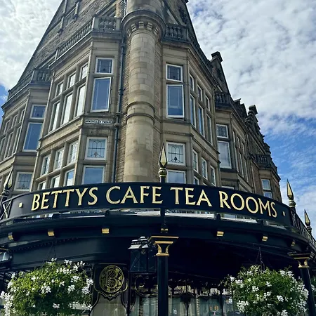 דירה The Crown View - Luxury - Free Parking Nearby