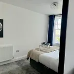 Apartament The Crown View - Luxury - Free Parking Nearby